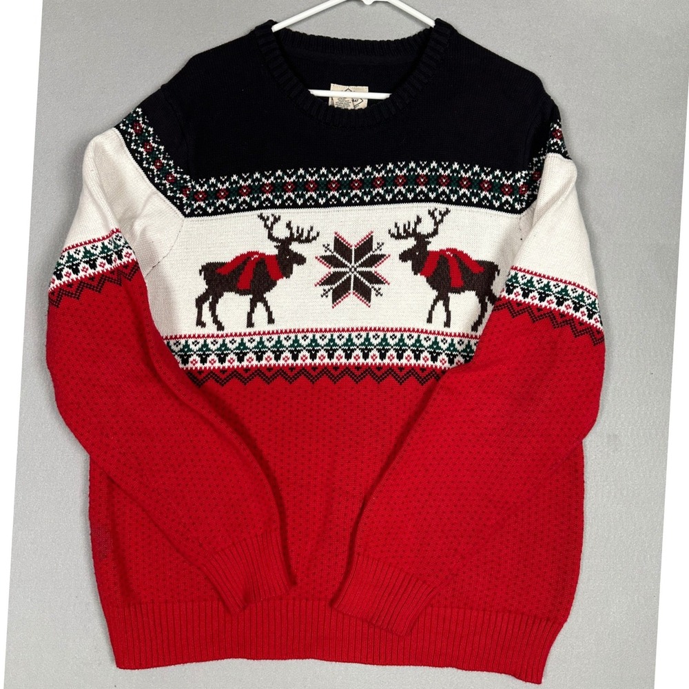 St Johns Bay Sweater Mens Large Pullover Red White Reindeer Fair Isle Knit EUC